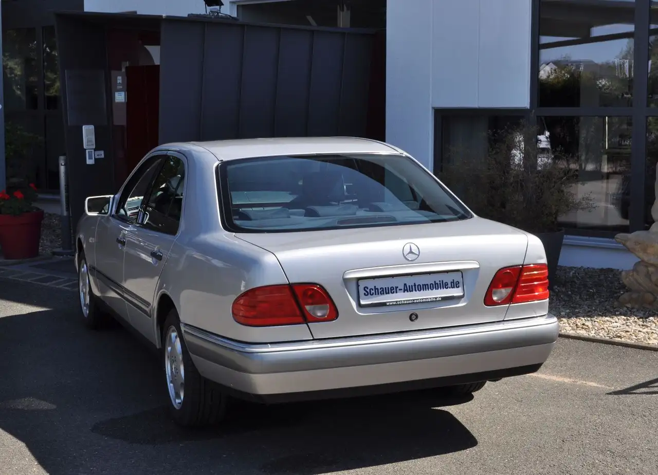 Mercedes-Benz E 280 Elegance "1. Hand + Deutsches Fahrzeug", foto 5