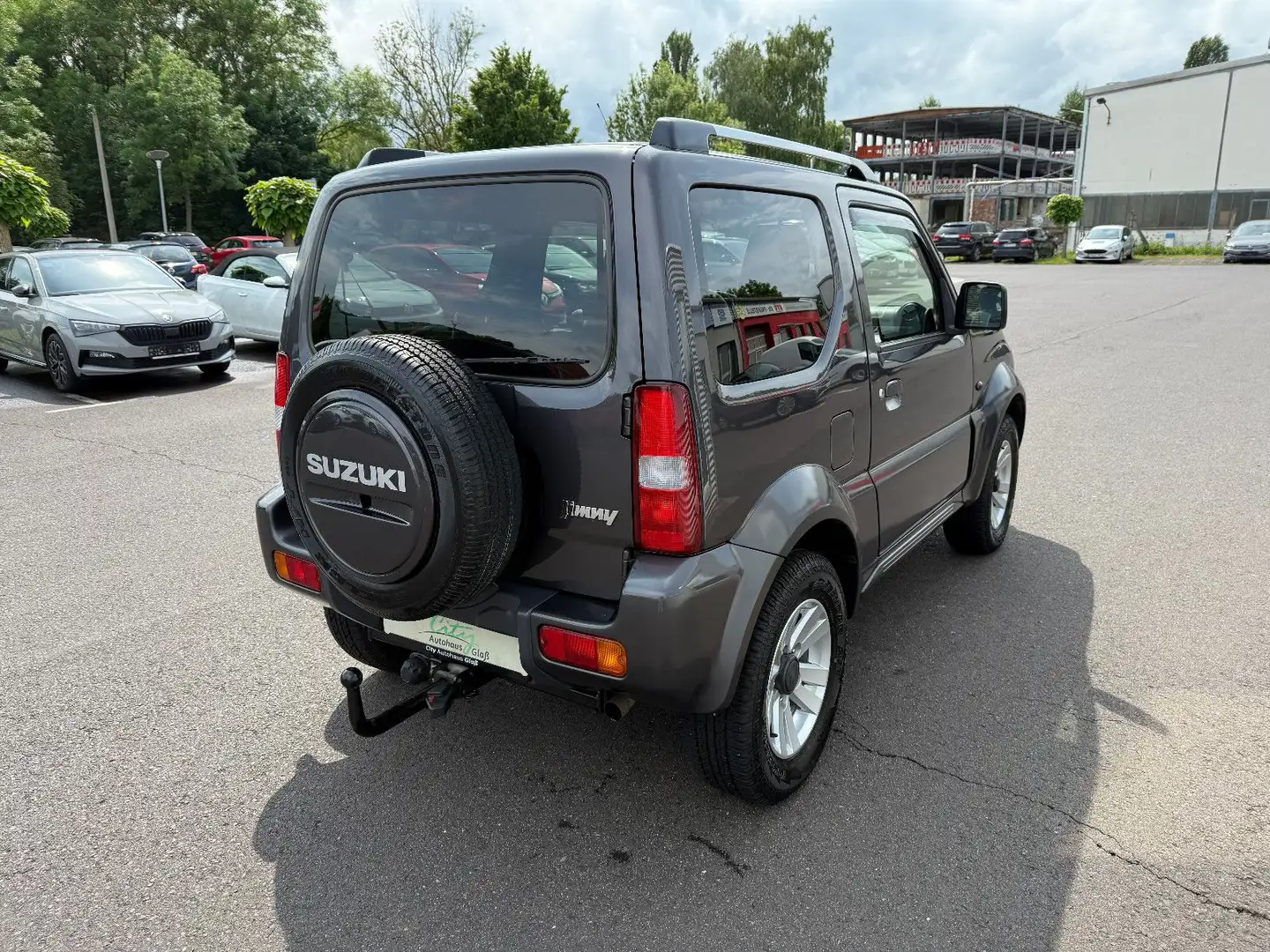 Suzuki Jimny 1.3 4WD Style+AHK+Shz+Klima+Teilleder Gris - 2