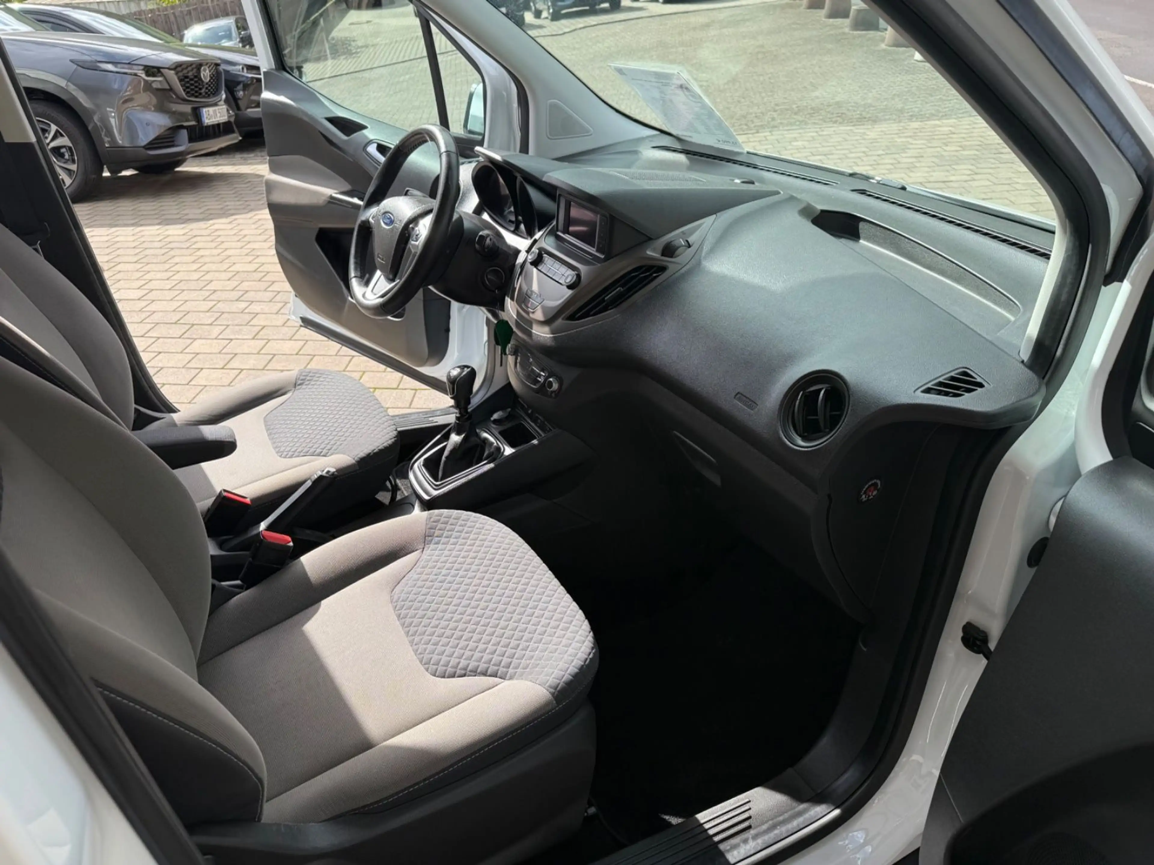 Ford Tourneo Courier Trend org. 13716Km — photo 12