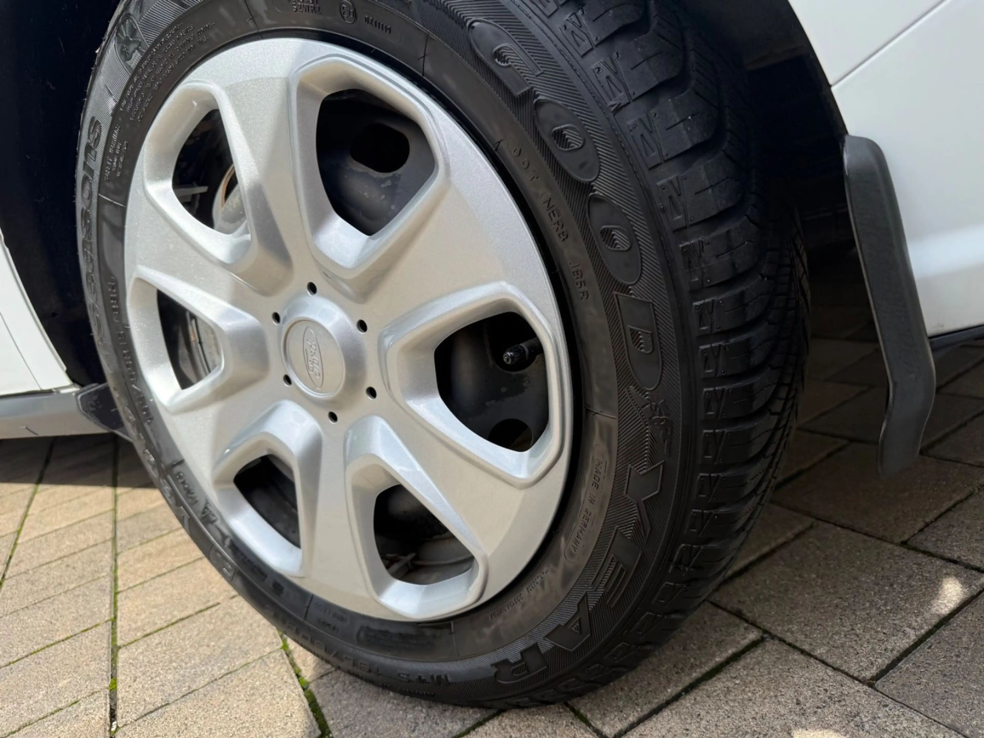Ford Tourneo Courier Trend org. 13716Km — photo 9