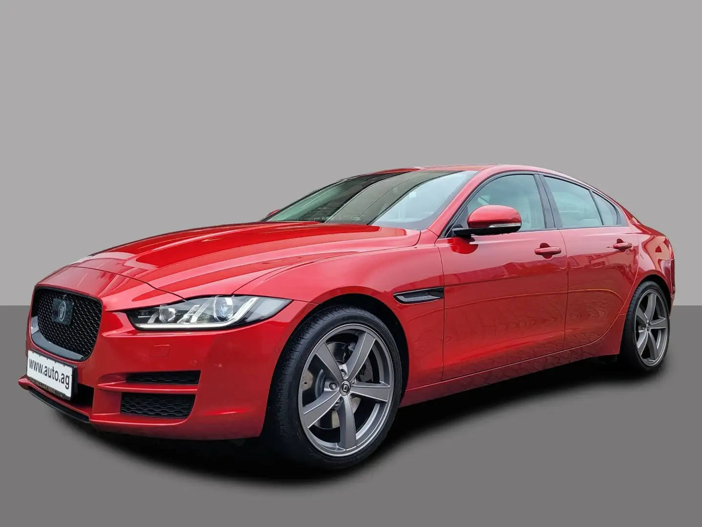 Jaguar XE 25d Portfolio AWD 6 Pakete*360° Kamera Rojo - 1