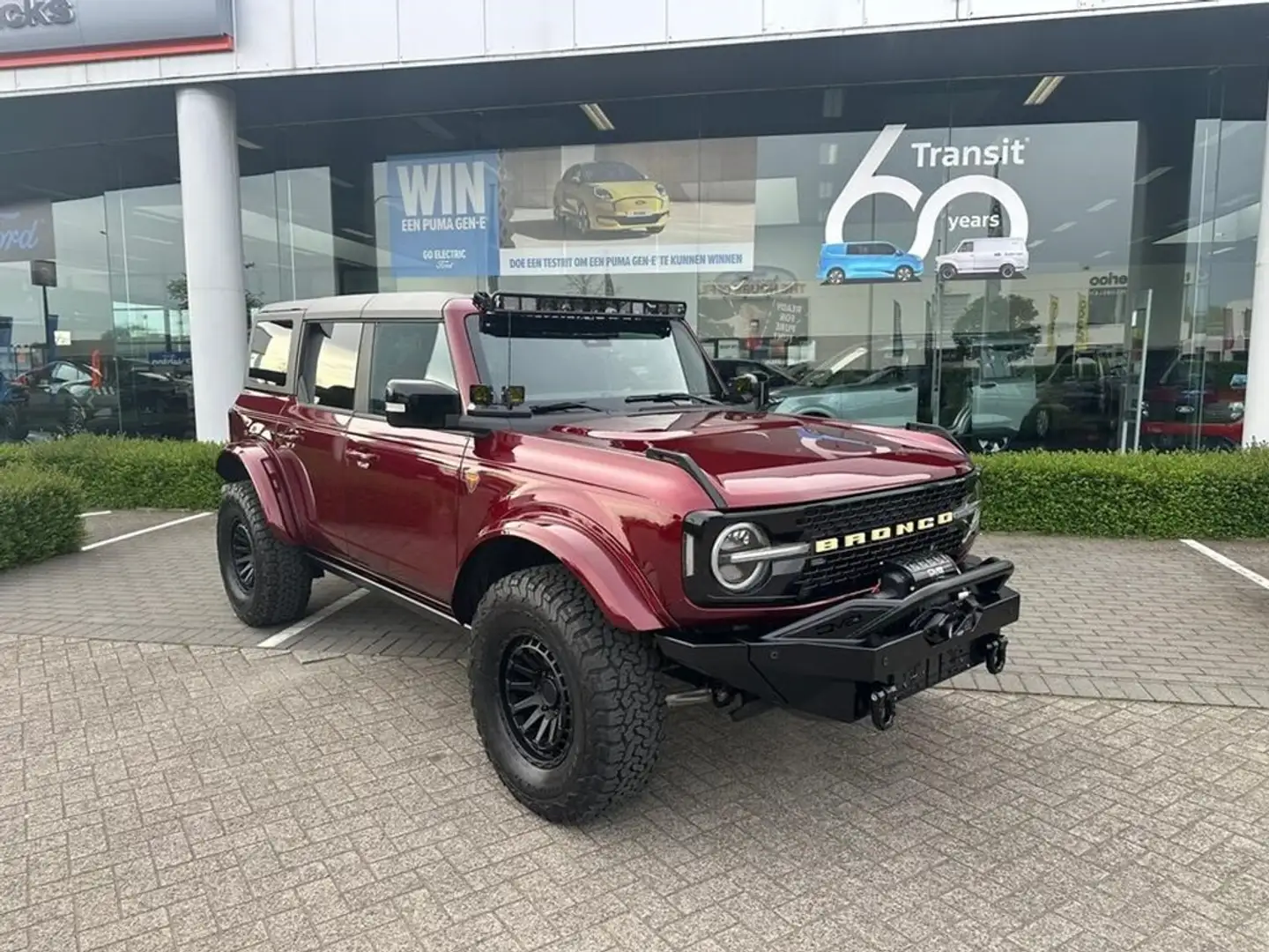 FORD Bronco