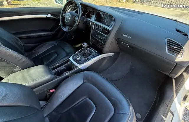 Audi A5 view 10