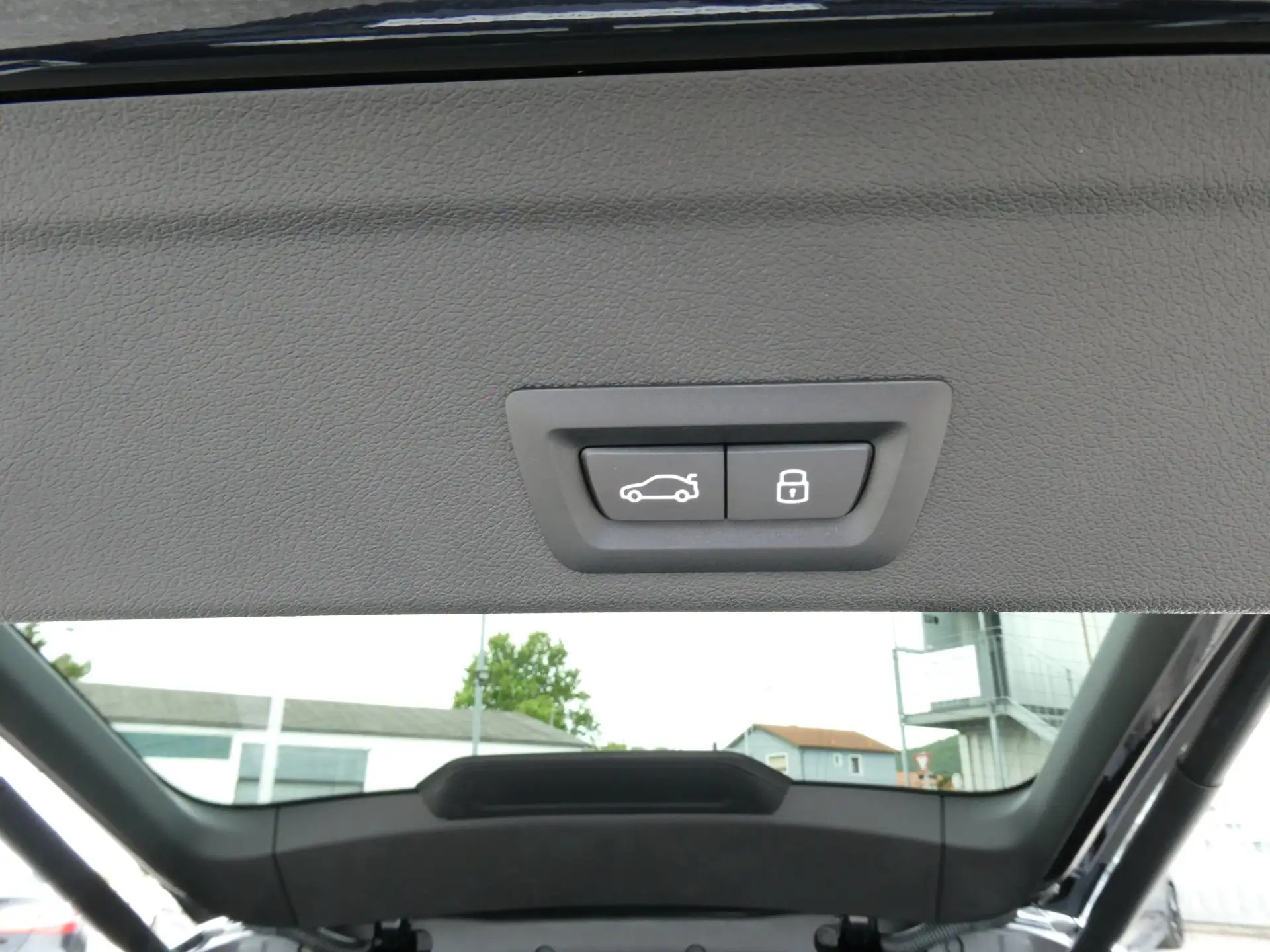 BMW X6 M60i 2024 검정 사진 5
