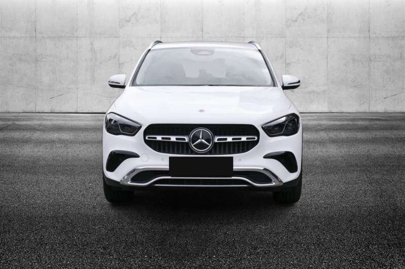 Mercedes-Benz GLA 180