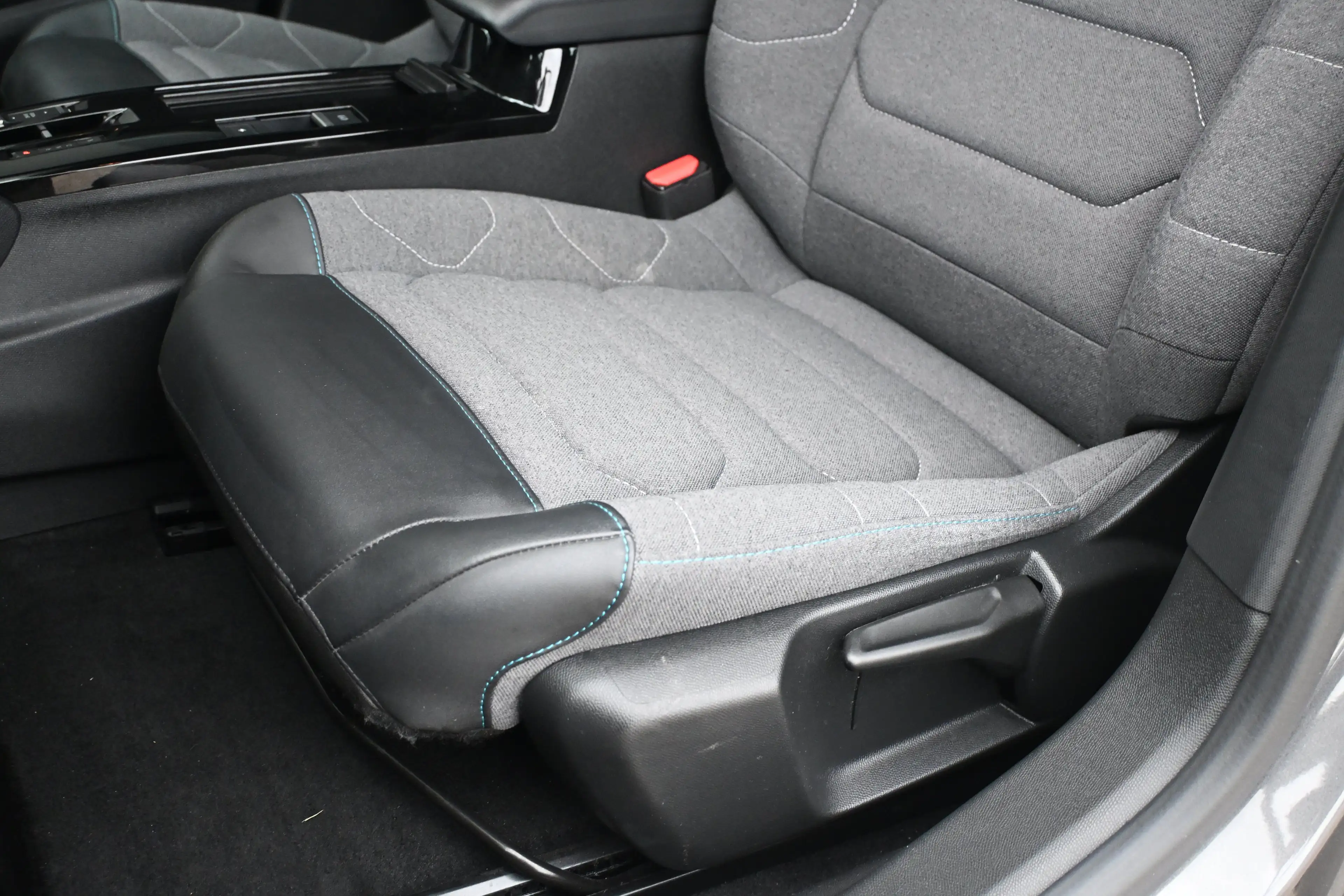 Citroen E-C4 Electric You 50 kWh 3 Fase 98,8%SOH! | Navigatie by App | A — photo 10