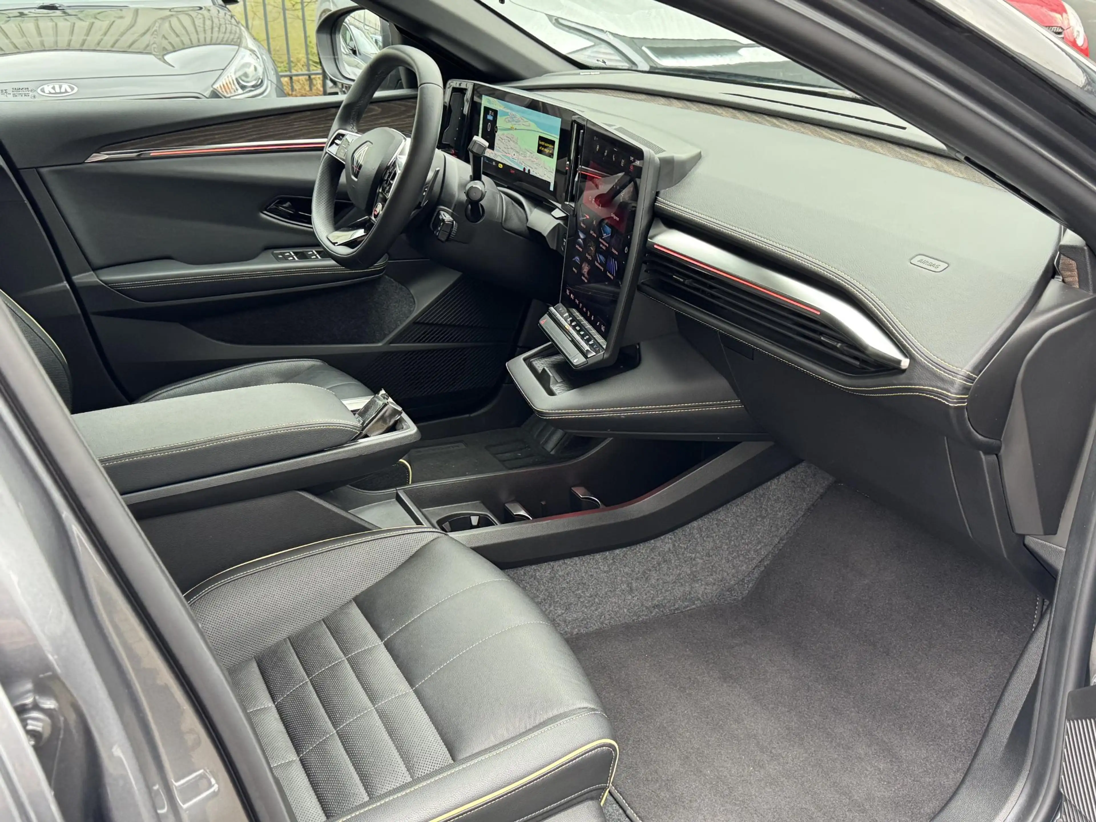 Renault Megane E-Tech EV60 Optimum Charge Iconic | stoel verwarming | di — photo 10