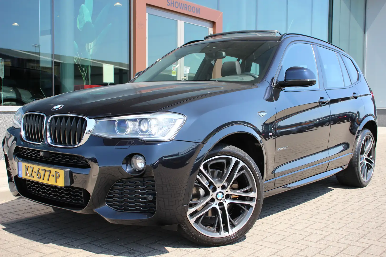 BMW X3 sDrive20i Centennial High Executive | M Pakket | P Zwart - 2