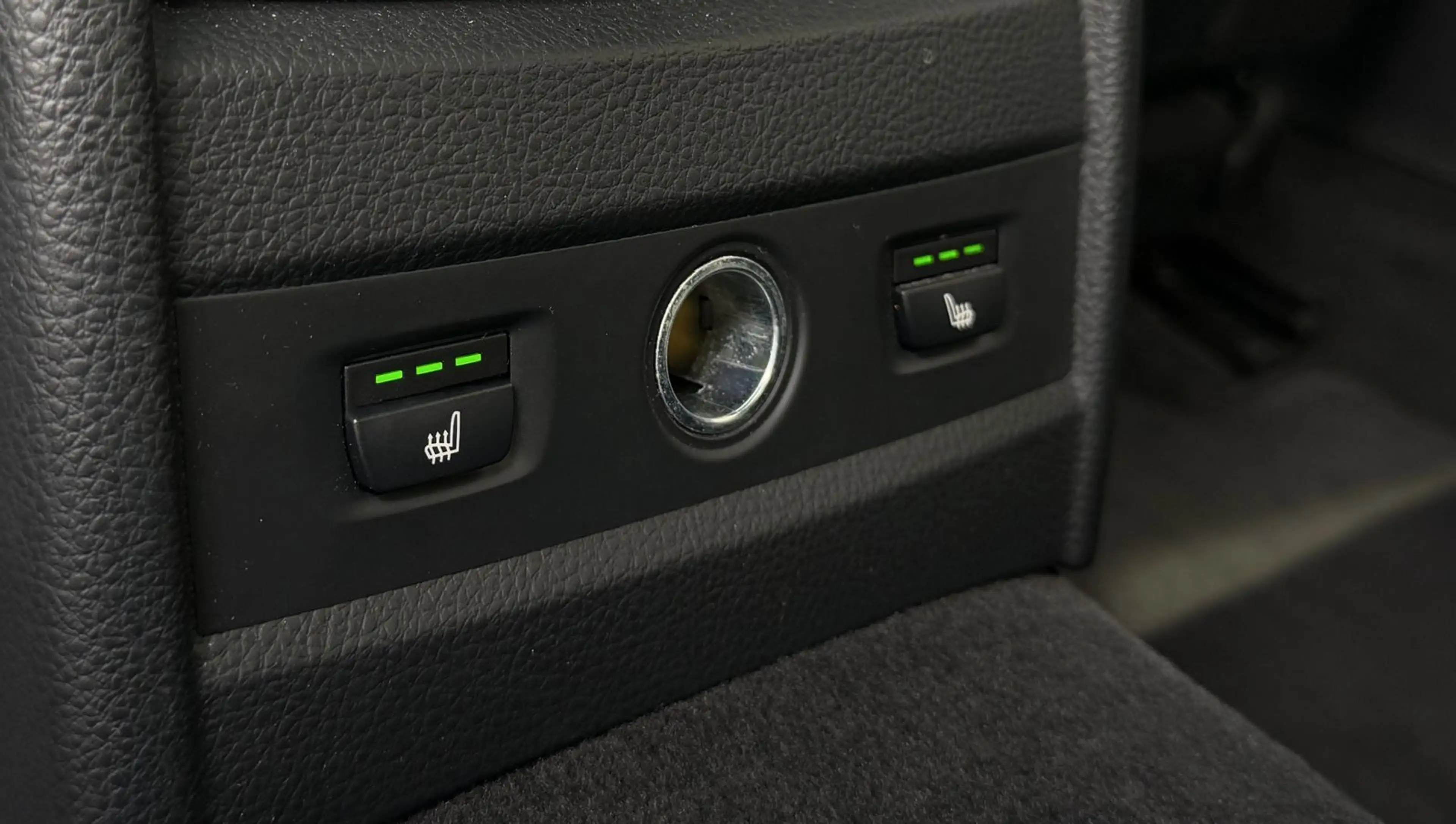 BMW 328 xDrive M-Performance/LED/M3-Memory/Navi/SHZ — photo 12
