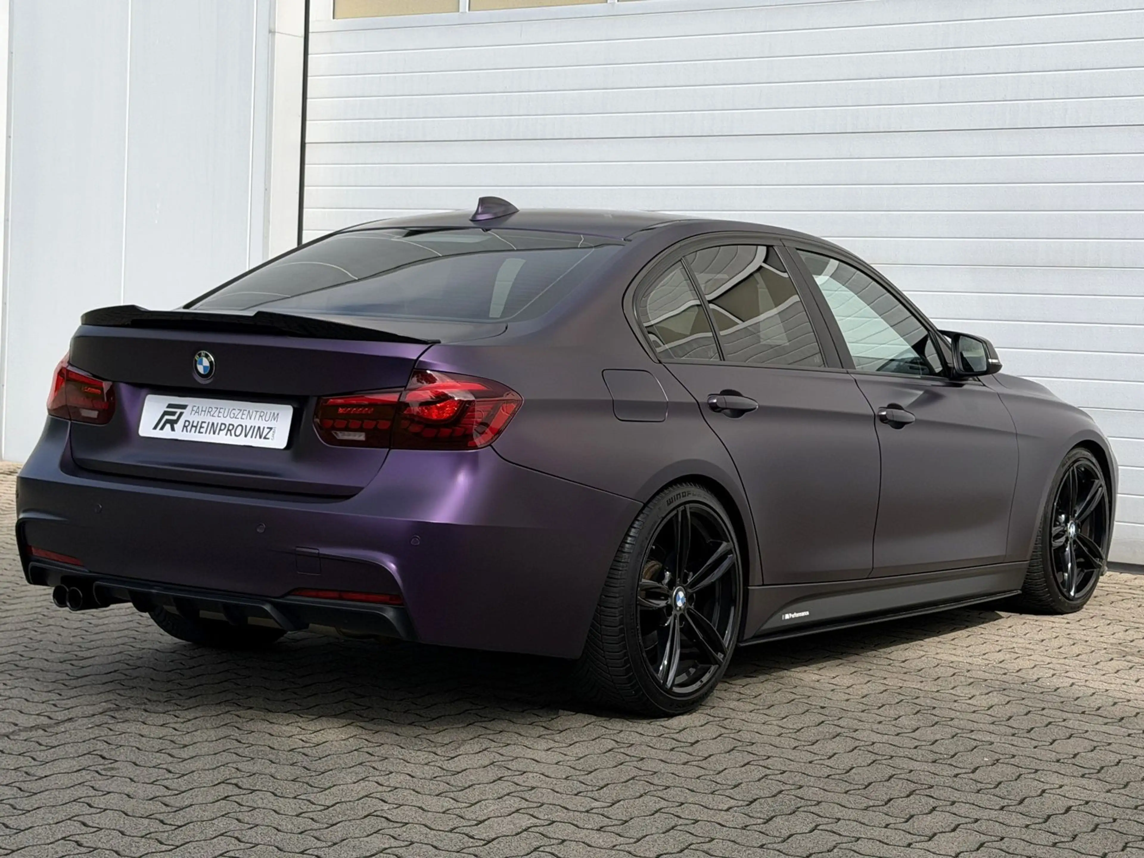 BMW 328 xDrive M-Performance/LED/M3-Memory/Navi/SHZ — photo 3