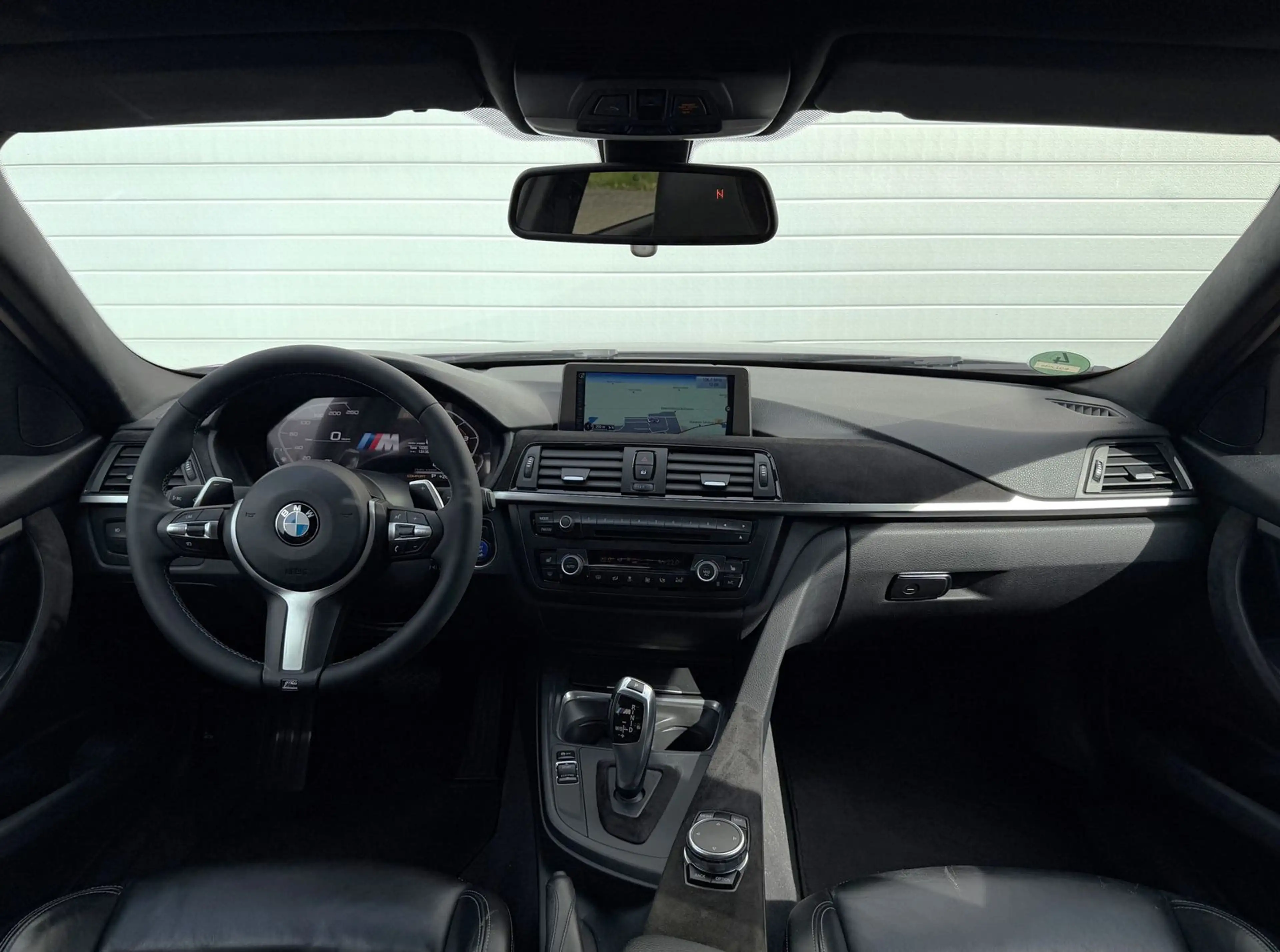 BMW 328 xDrive M-Performance/LED/M3-Memory/Navi/SHZ — photo 15