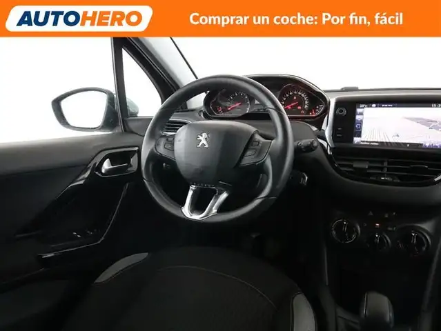 Peugeot 208 view 14
