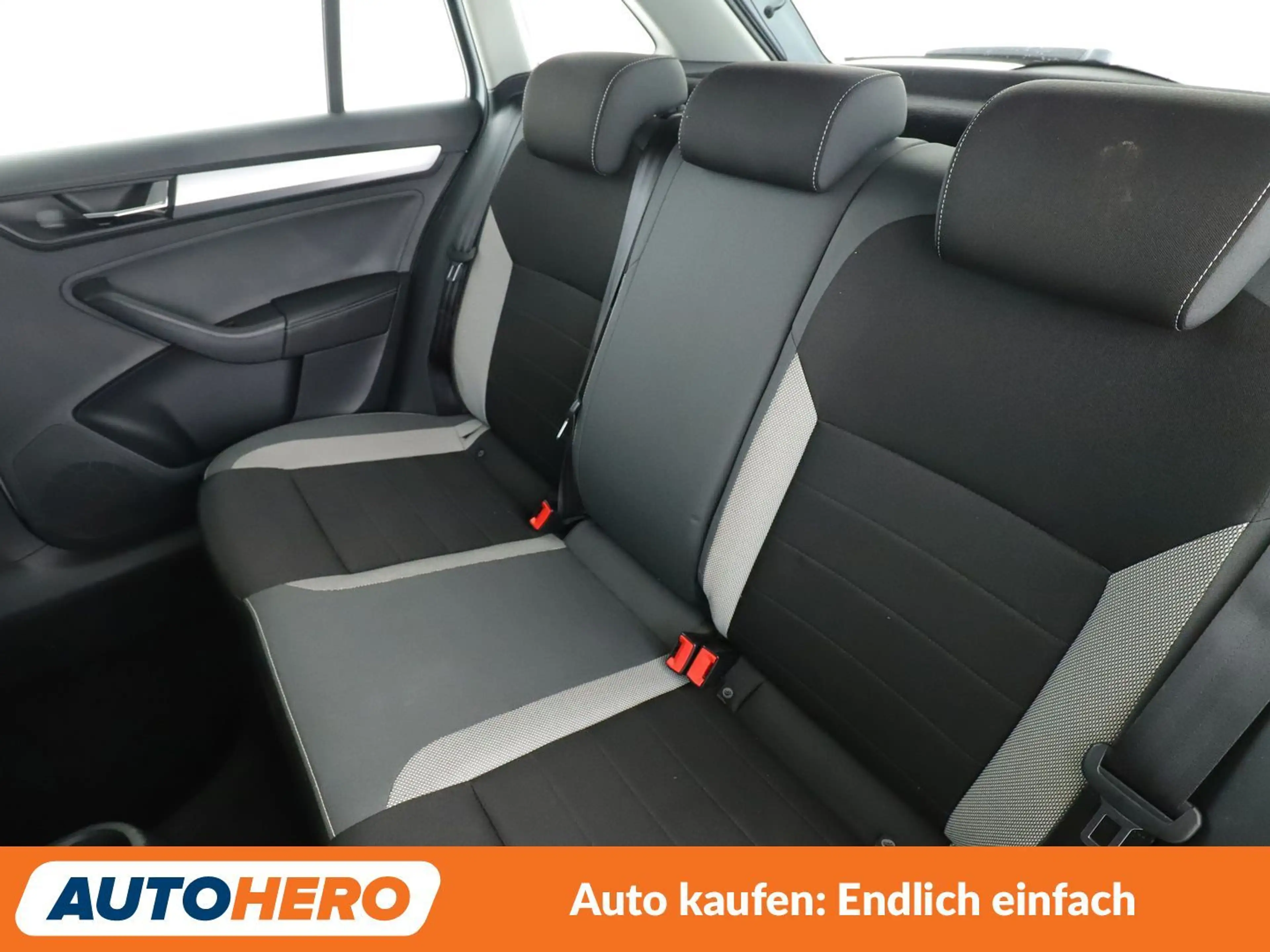 Skoda Rapid/Spaceback 1.0 TSI Ambition — photo 14
