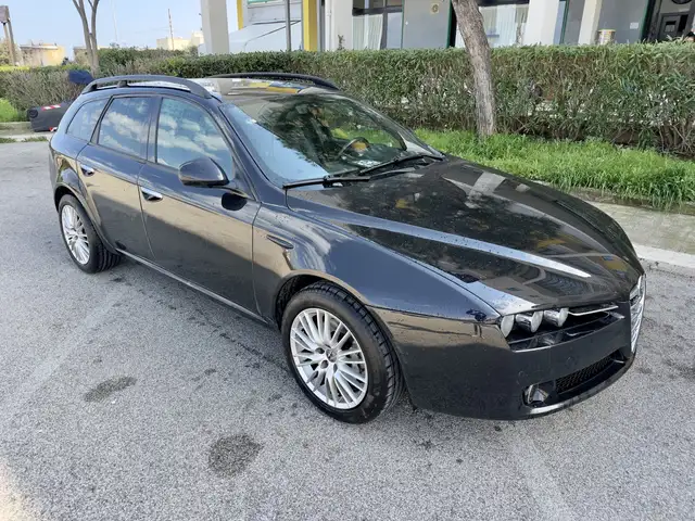 Alfa Romeo 159