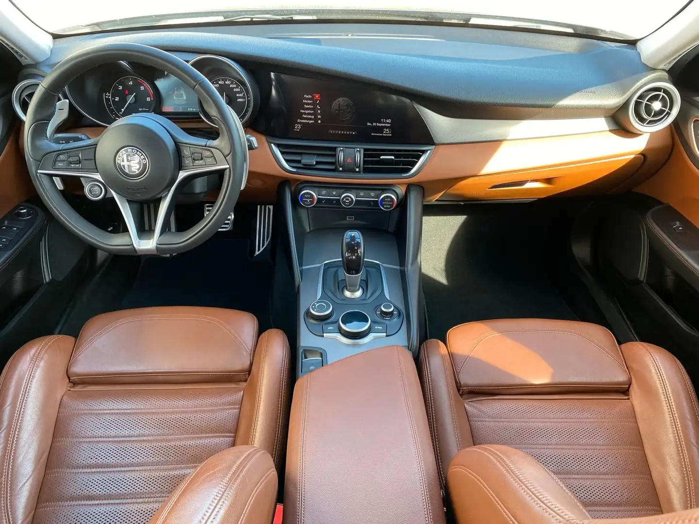 Alfa Romeo Giulia Super|LED|R-KAM|NAVI Gris - 2