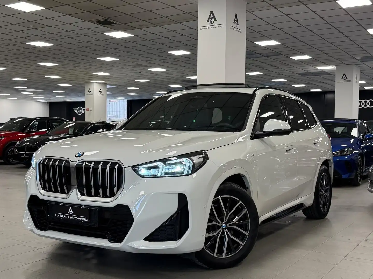 BMW X1 sDrive 18d TETTO Msport Bianco - 1