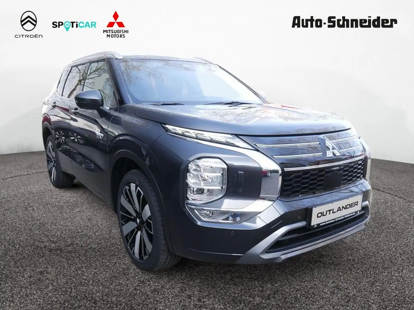 Mitsubishi Outlander Plug-in-Hybrid 2,4 TOP LED PANO 360° Gris - 2