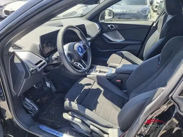 BMW 2 Series view 8