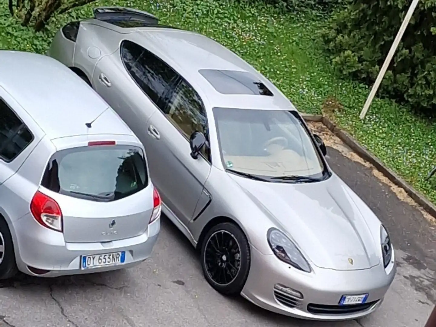 Porsche Panamera 4.8 4S Šedá - 1