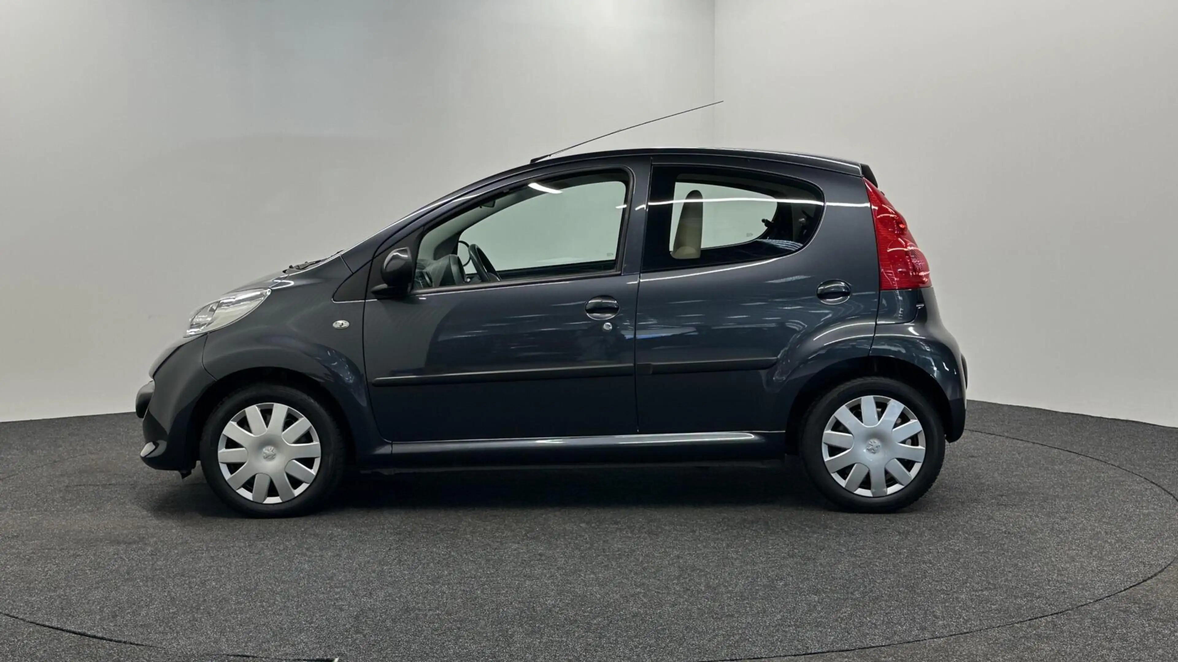Peugeot 107 1.0-12V XS Urban Move AUTOMAAT AIRCO 5 DEURS 58000 — photo 8