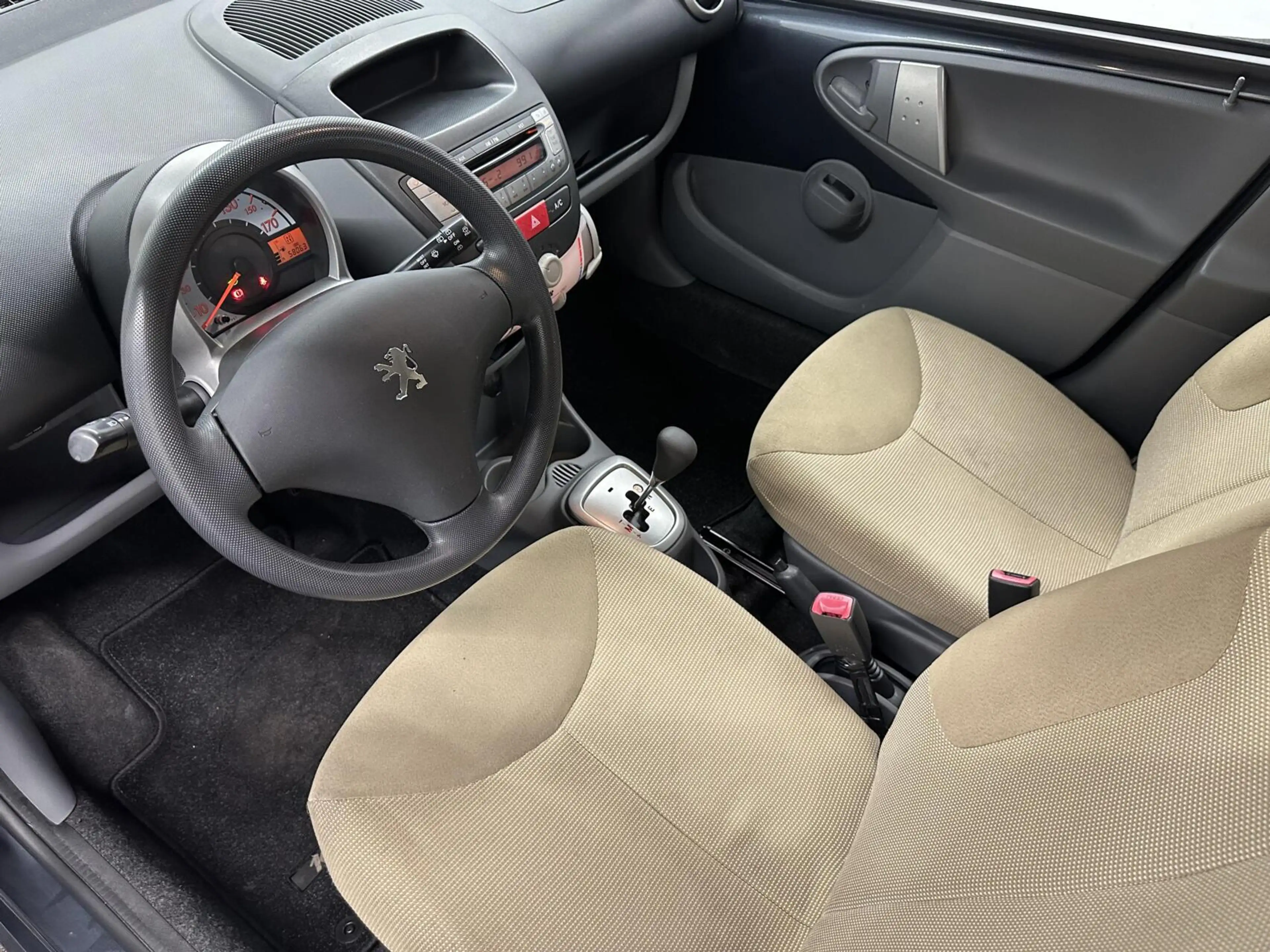 Peugeot 107 1.0-12V XS Urban Move AUTOMAAT AIRCO 5 DEURS 58000 — photo 13