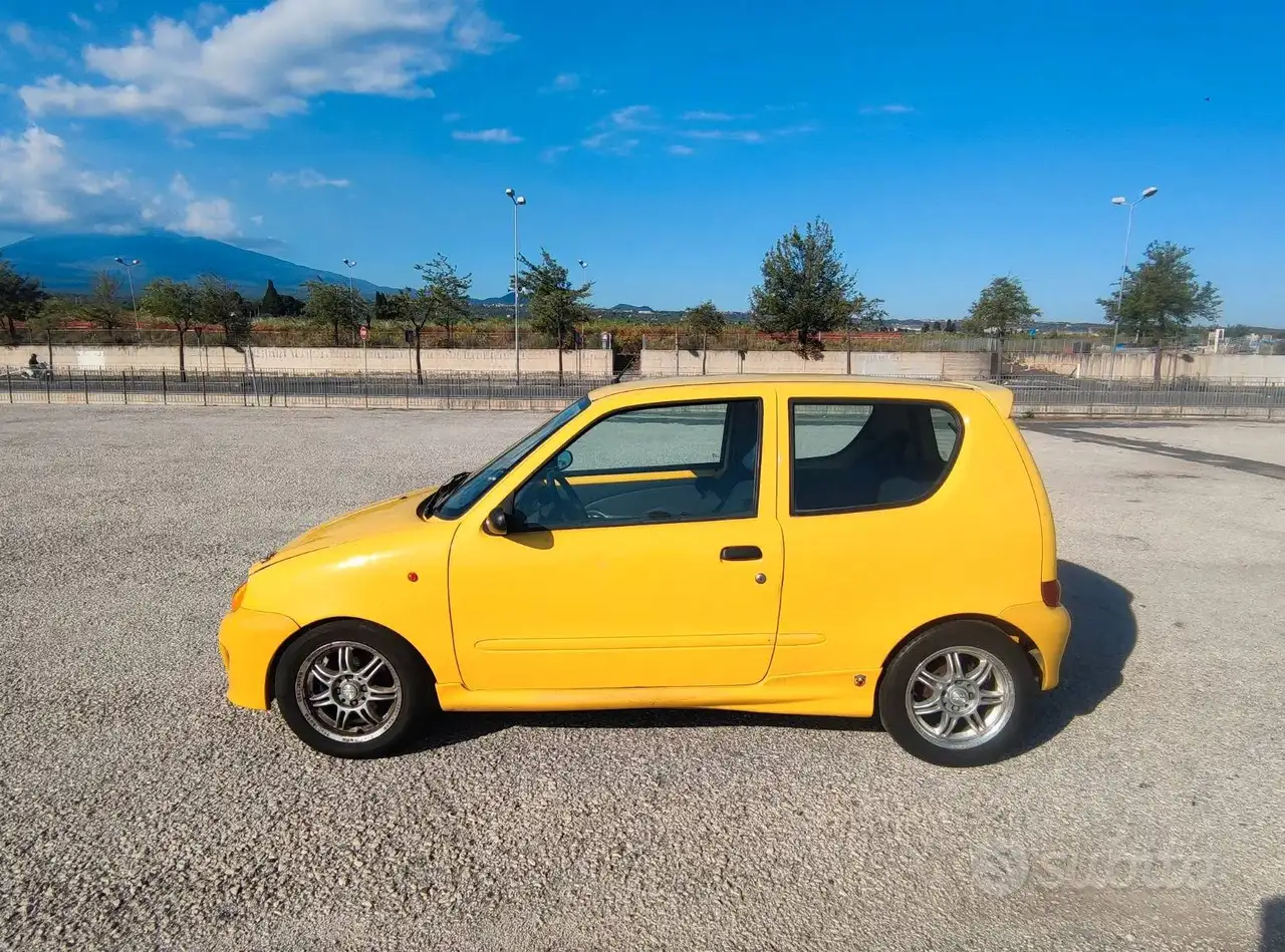 Fiat 600 1.4 turbo t-jet 150 hp Sporting Abarth, foto 2