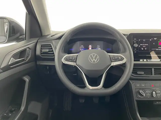 Volkswagen T-Cross view 12