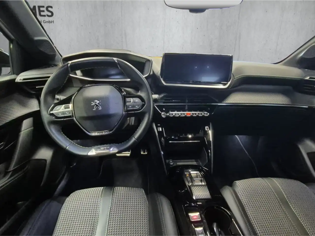 Peugeot 208 e- GT 136 PANO LED ACC SHZ Navi Digitales Cockpit 12