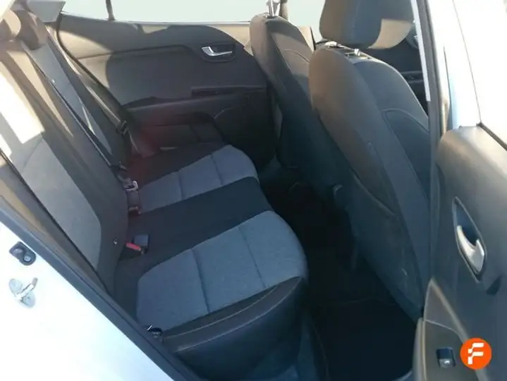 Kia Stonic 1.2 DPi Concept 2023, foto 4
