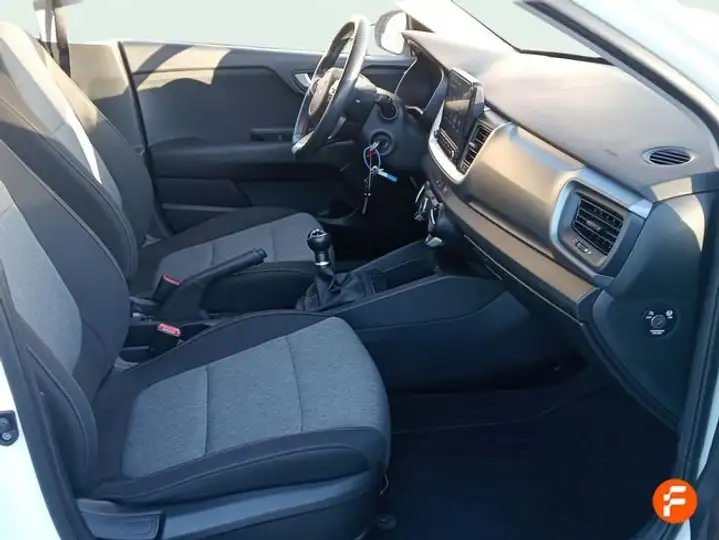 Kia Stonic 1.2 DPi Concept 2023, foto 3