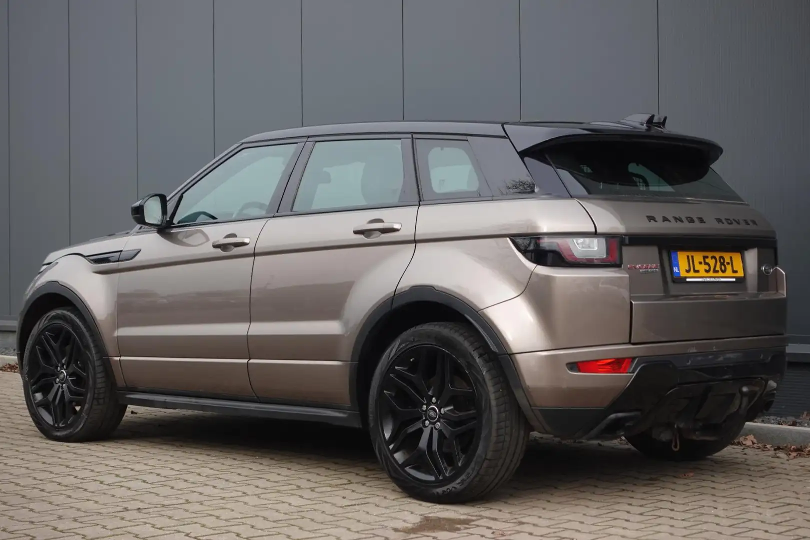 Land Rover Range Rover Evoque 2.0 TD4 HSE Dynamic Braun - 2