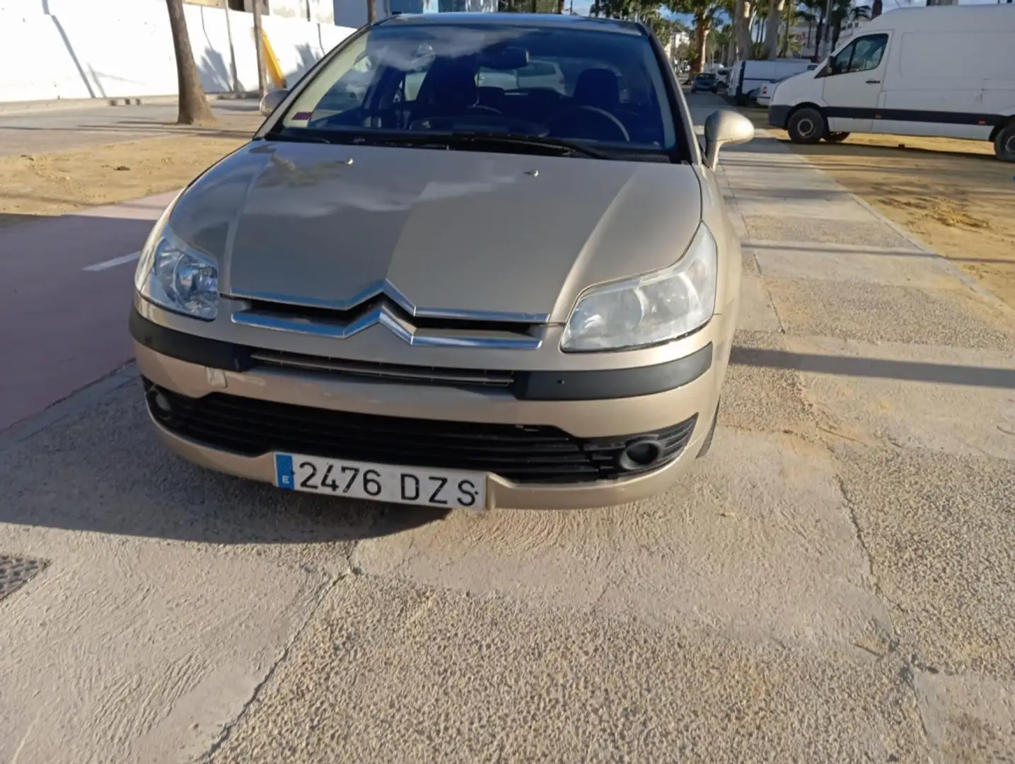 Citroen C4 1.6HDI Collection 92 Marrón - 2
