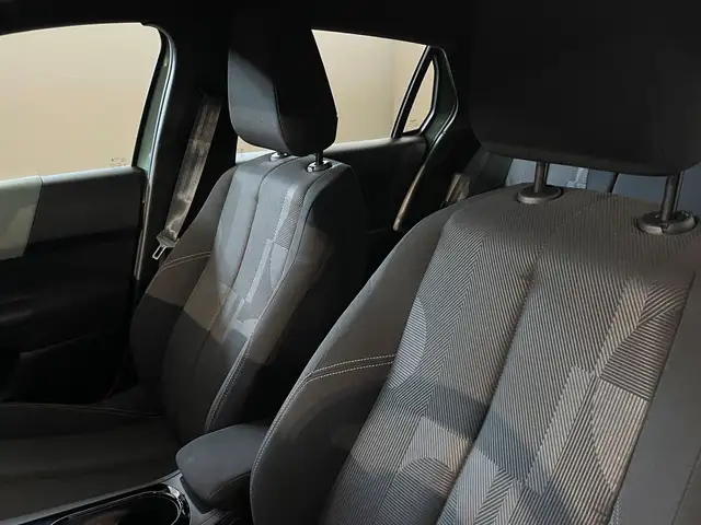 Lancia Ypsilon view 23