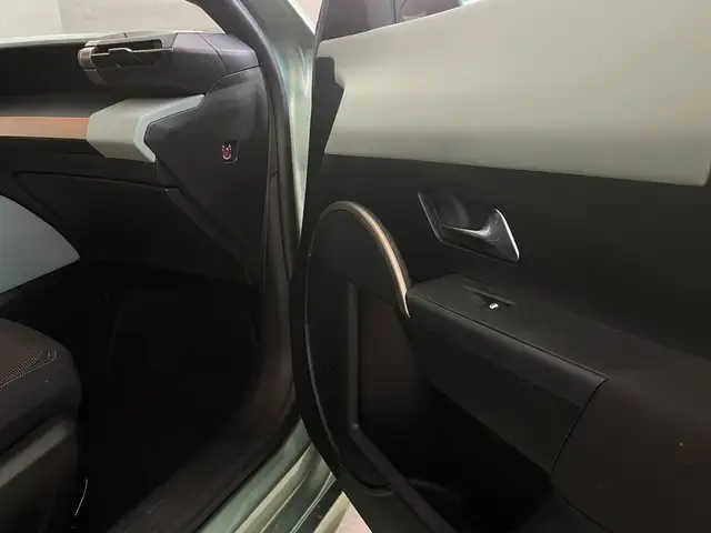 Lancia Ypsilon view 22
