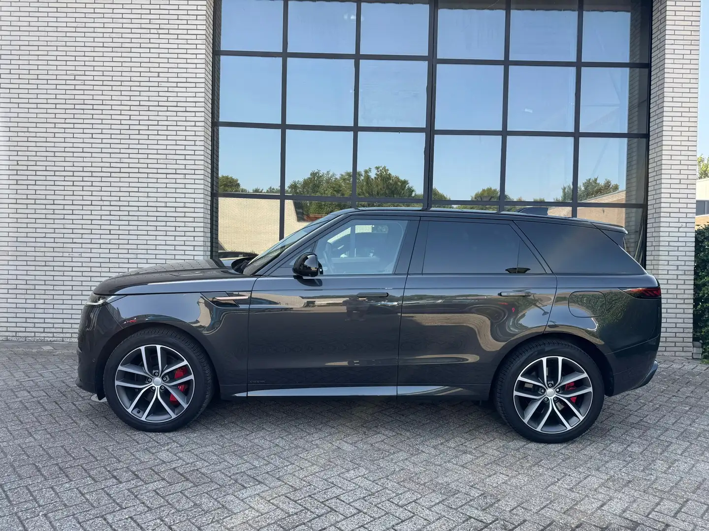 Land Rover Range Rover Sport 3.0 P550e Autobiography PHEV Grau - 2