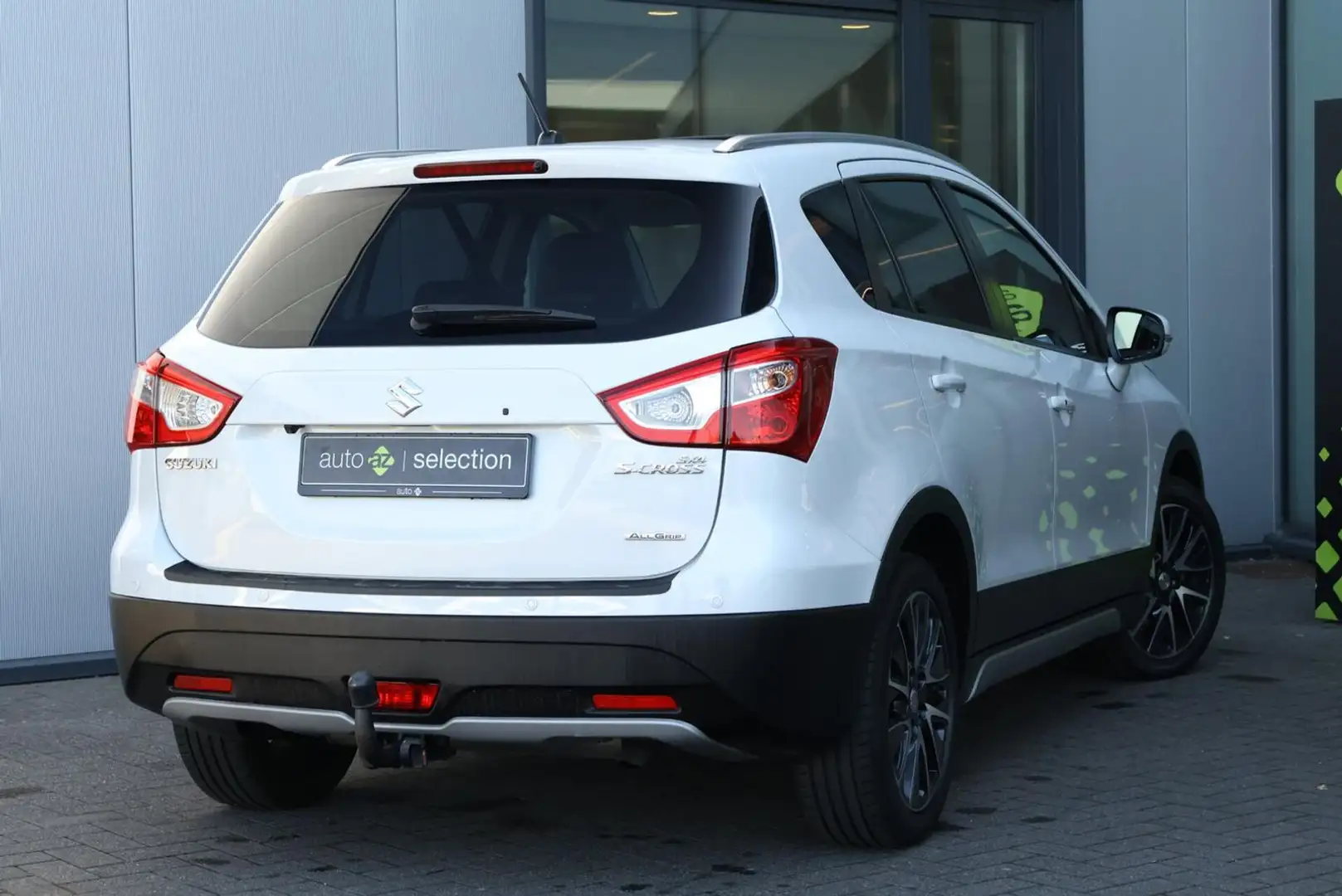 Suzuki SX4 S-Cross 1.6 High Executive AllGrip Alb - 2