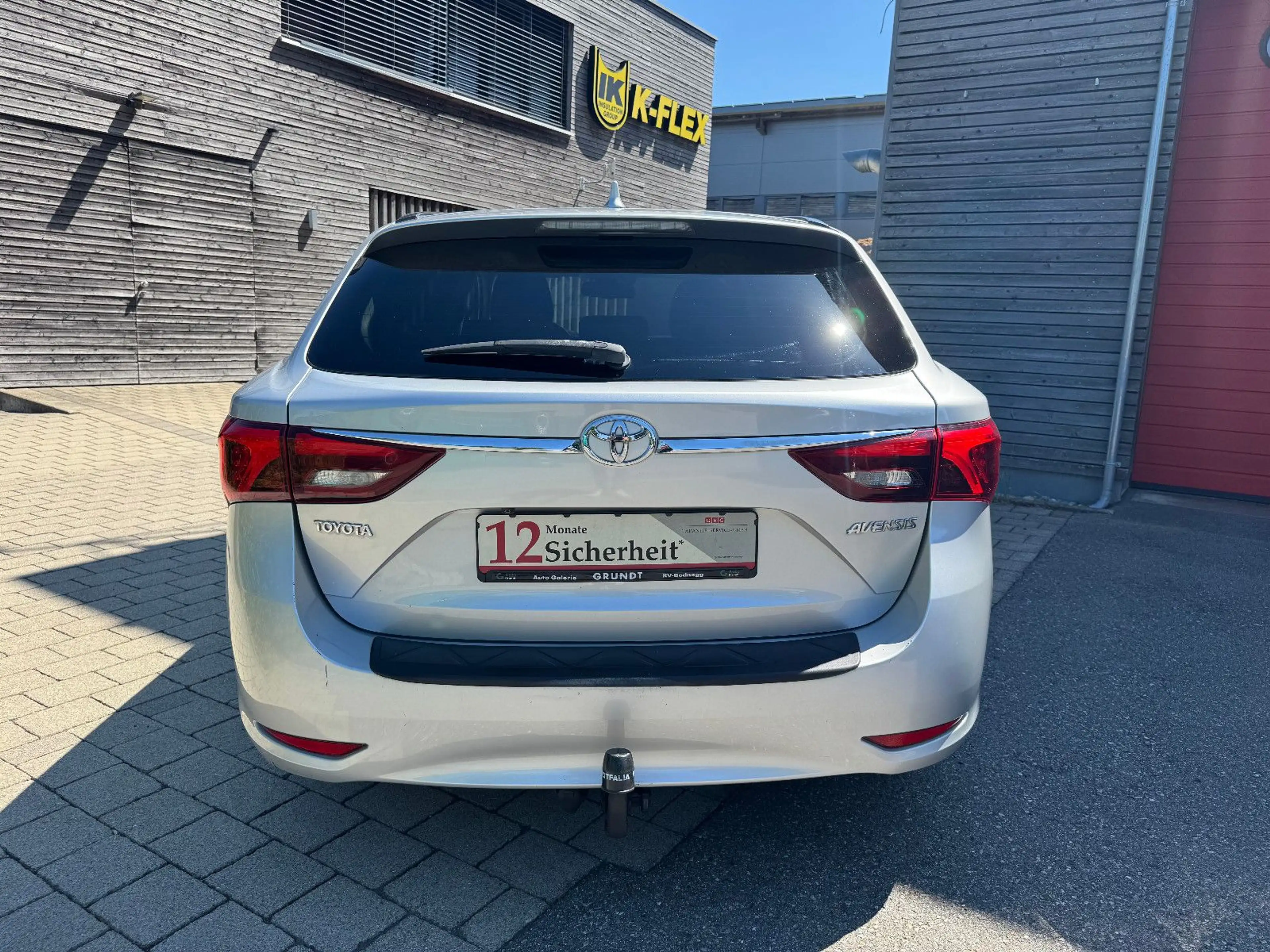 Toyota Avensis Touring Sports Executive Leder Panorama — photo 12