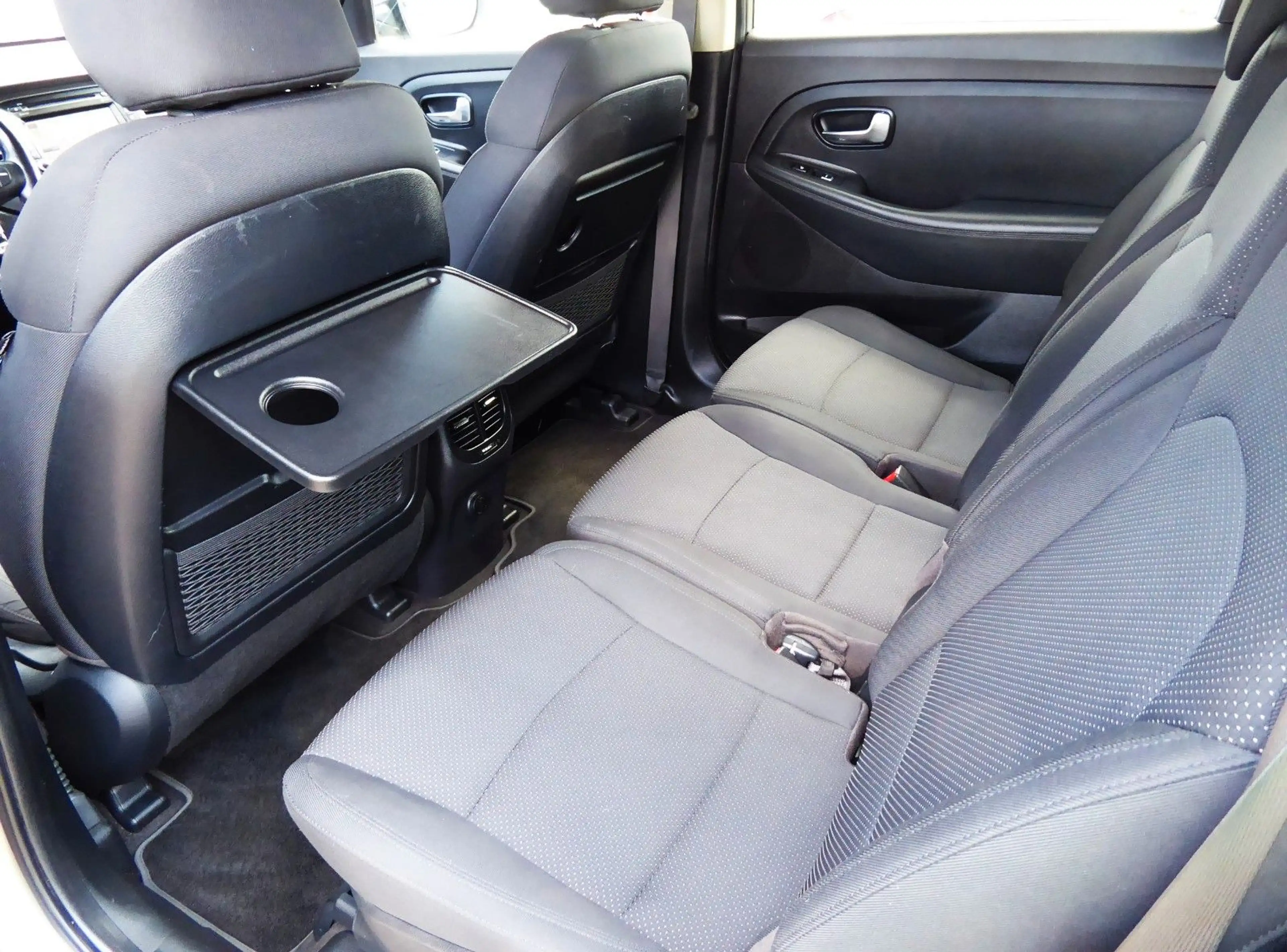 Kia Carens UEFA Euro 2016 Navi,Kamera,Alu,Tempom.Eu6 — photo 12