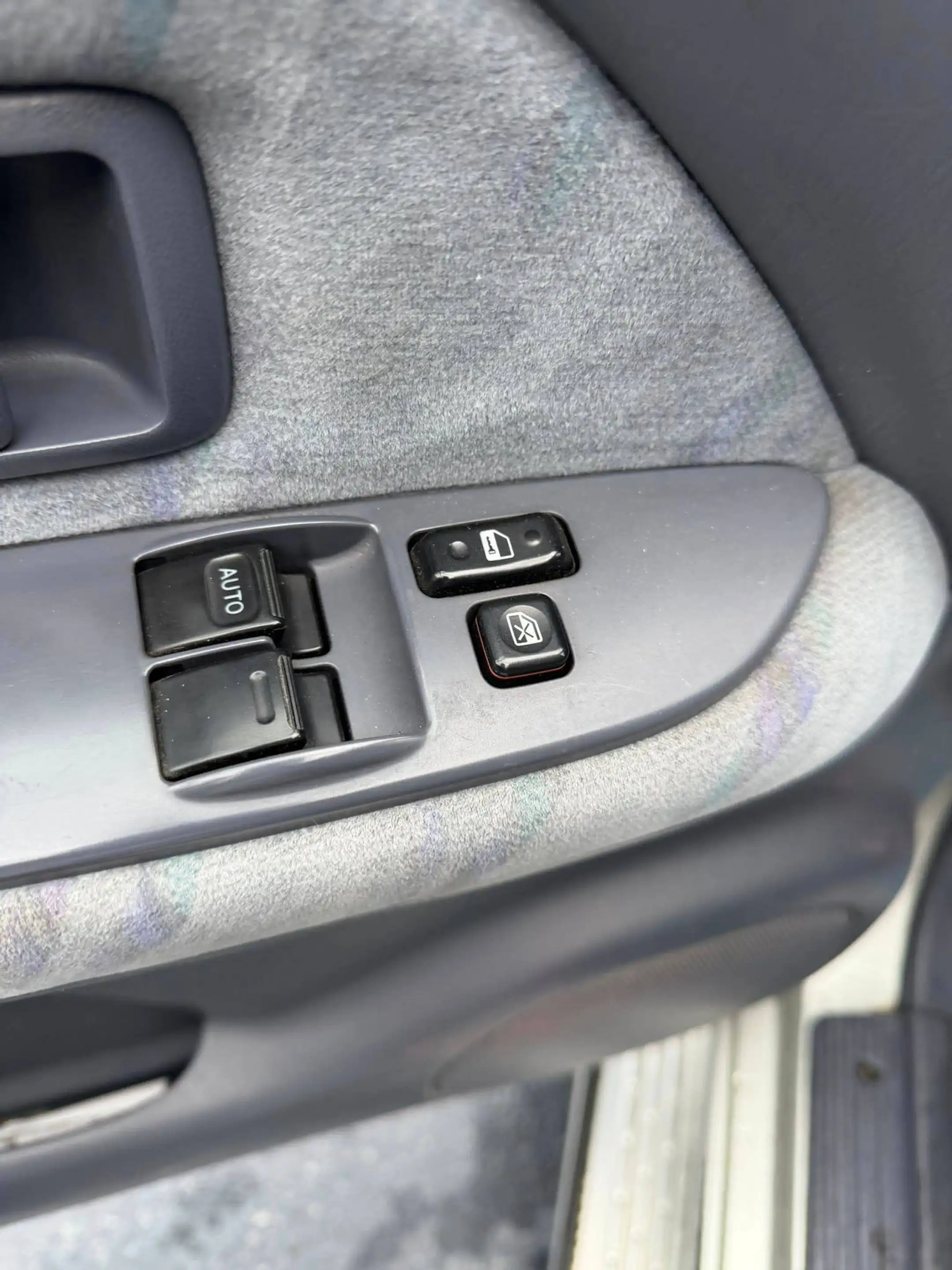 Toyota Land Cruiser 3 portes 5 places clim prix marchand — photo 10