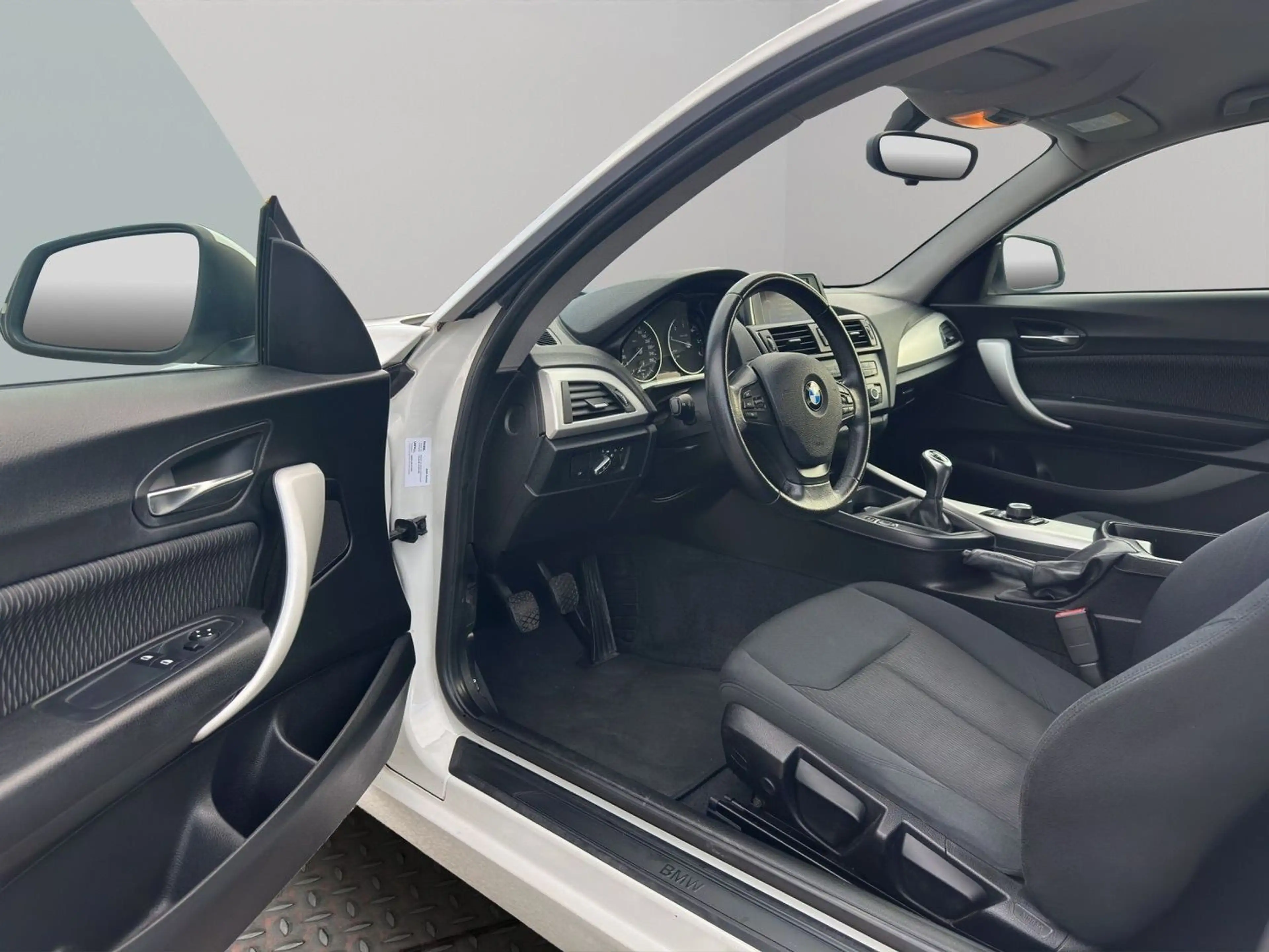 BMW 118 d "HU neu" — photo 10