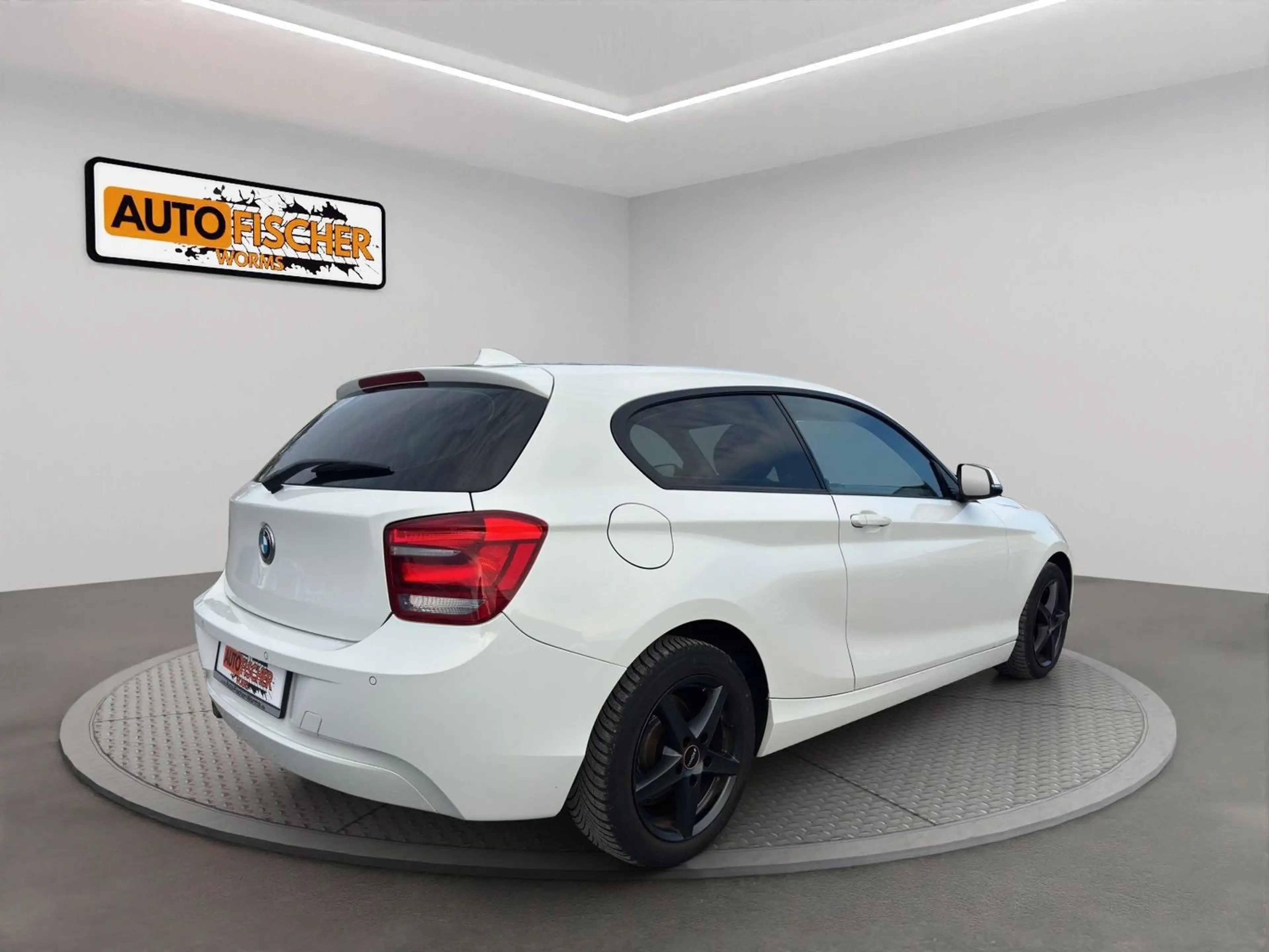 BMW 118 d "HU neu" — photo 7