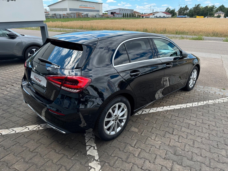 Mercedes-Benz A 200 — photo 7