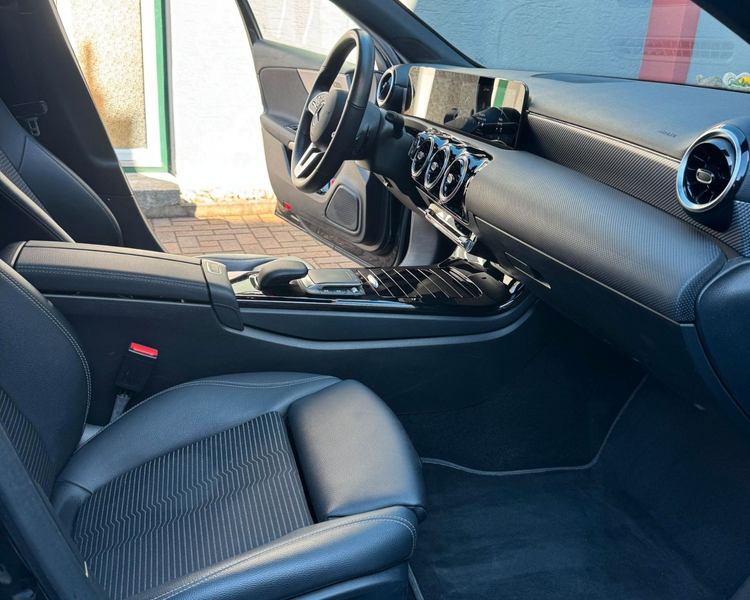 Mercedes-Benz A 200 — photo 14