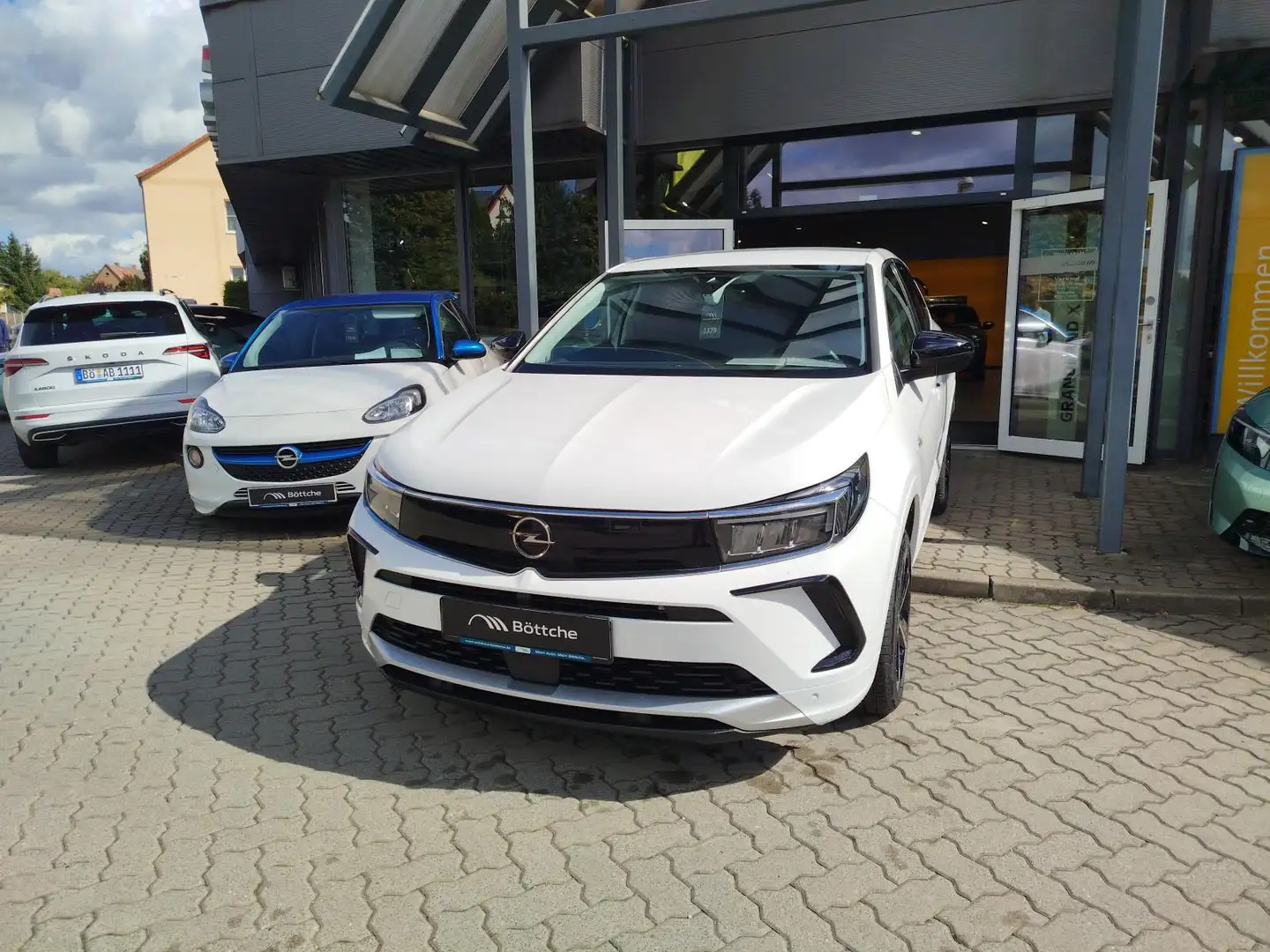 Opel Grandland Elegance PHEV LED/Navi/SHZ/DAB/180°Kamera Weiß - 2