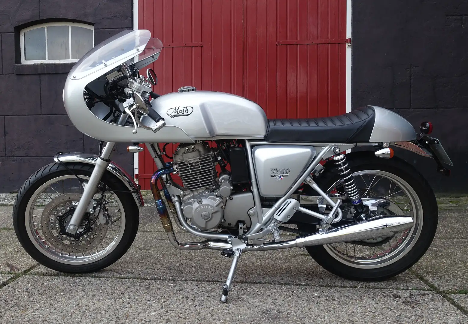 Mash Café Racer Special Plateado - 2