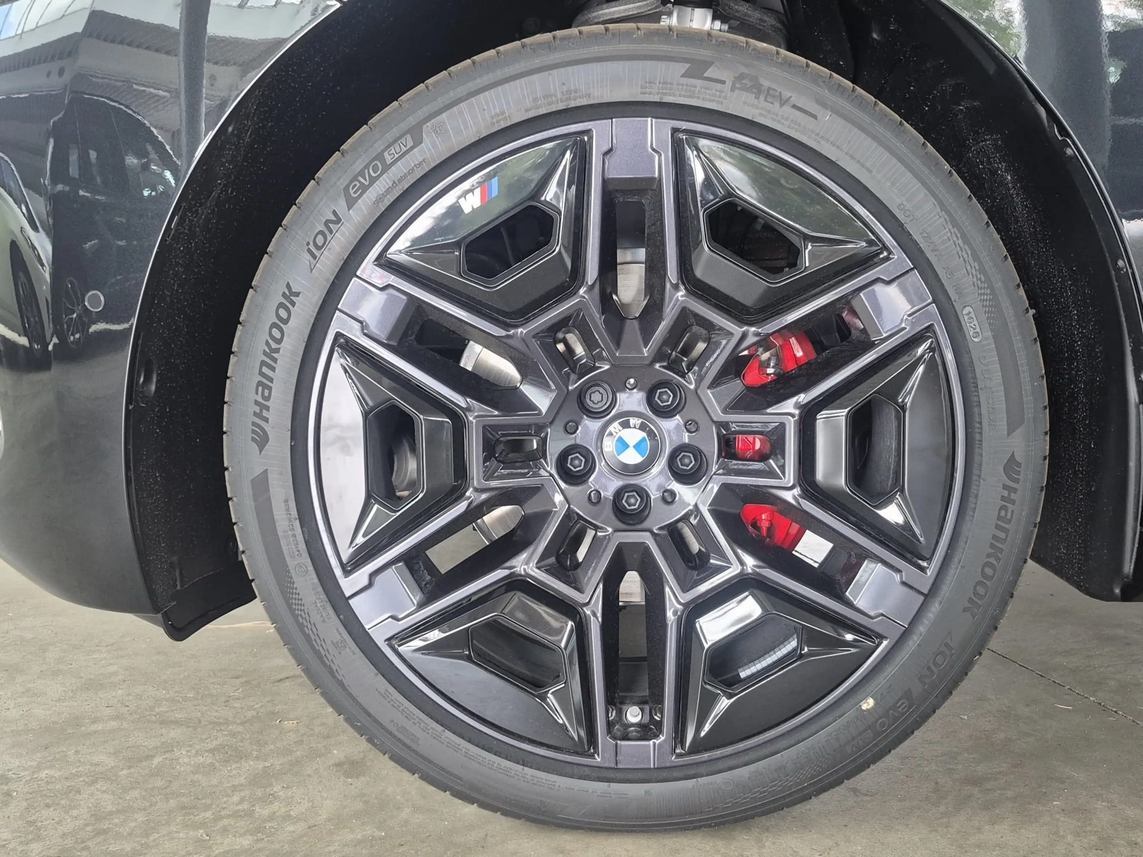 BMW iX xDrive45 M Sportpaket Pro / AHK — photo 6