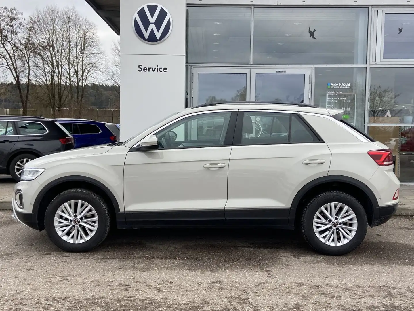 Volkswagen T-Roc 1.5 TSI DSG LIFE NAVI+LED+AHK+APP-CONNECT+ Grau - 2