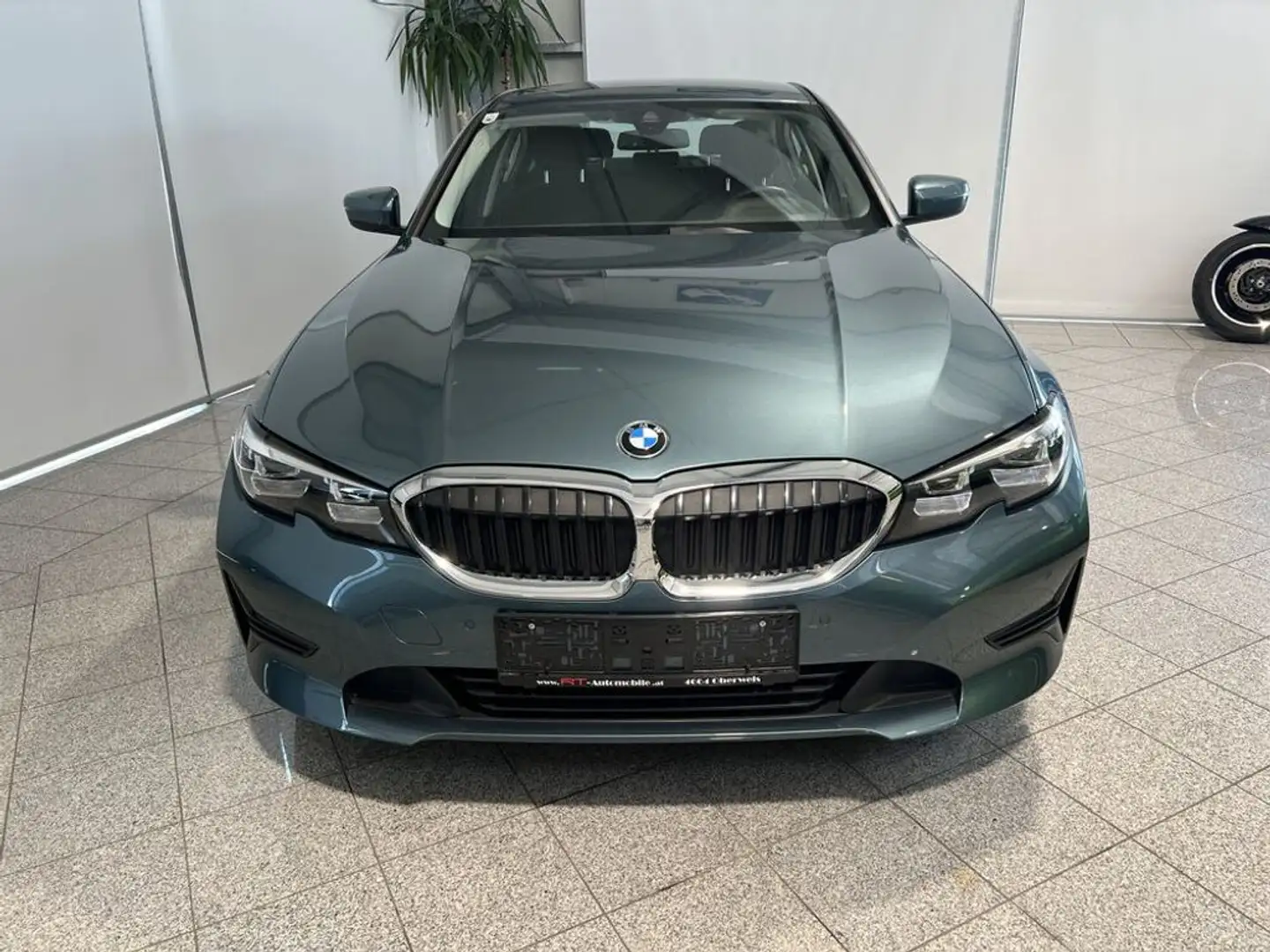 BMW 318 d Advantage Blau - 2