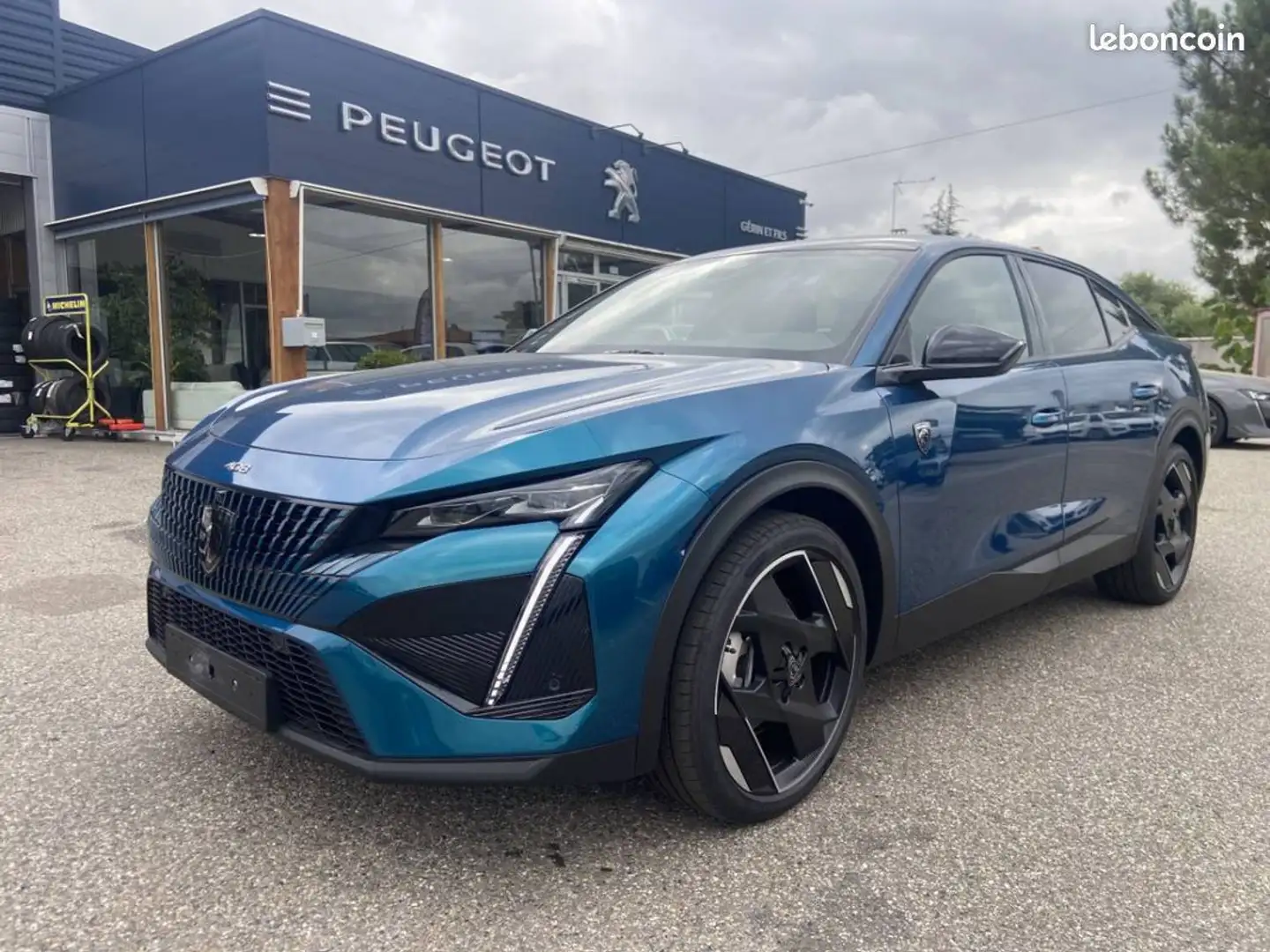 Peugeot 408 PHEV 225 GT Bleu - 1