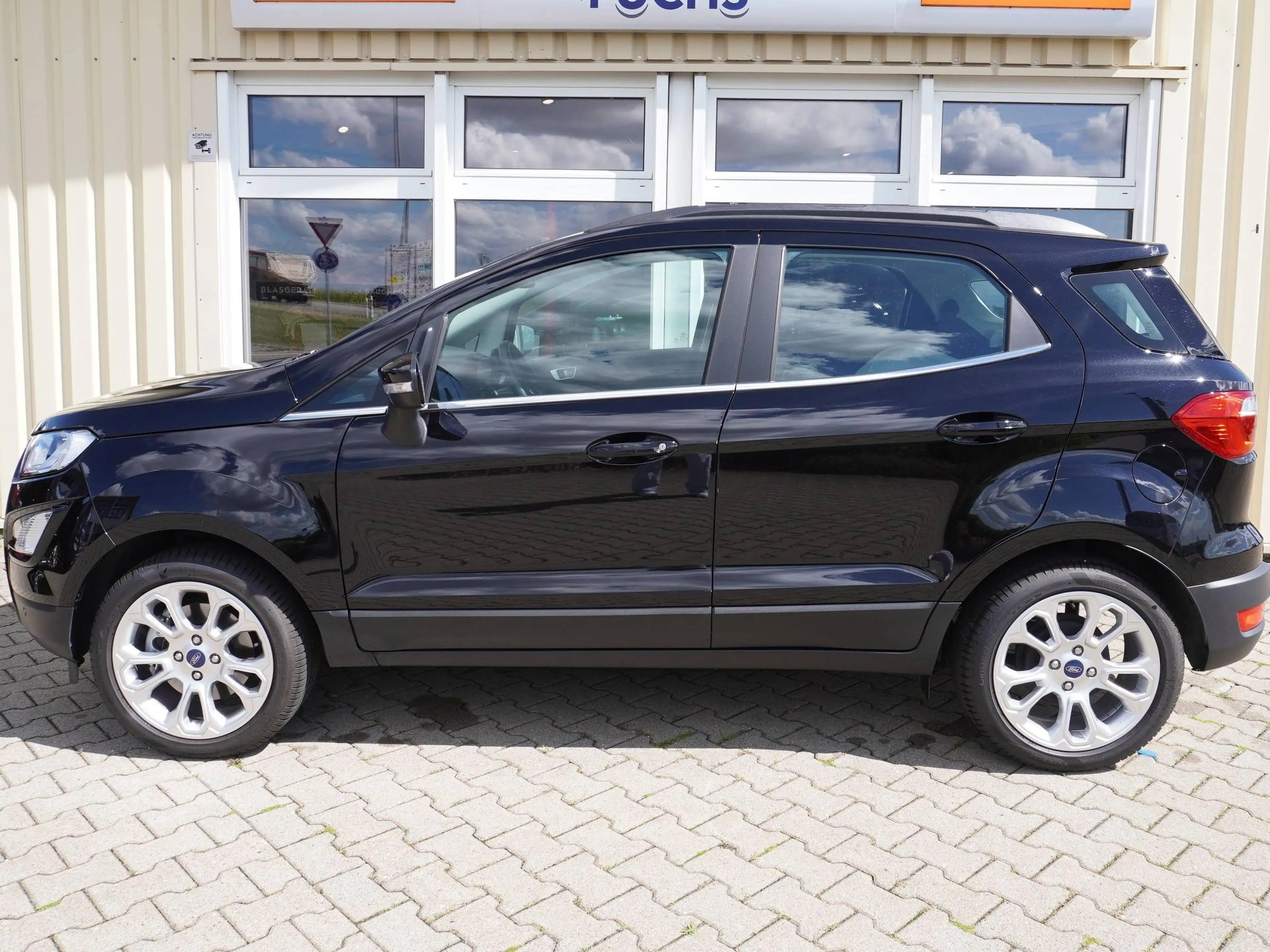 Ford EcoSport Titanium — photo 9